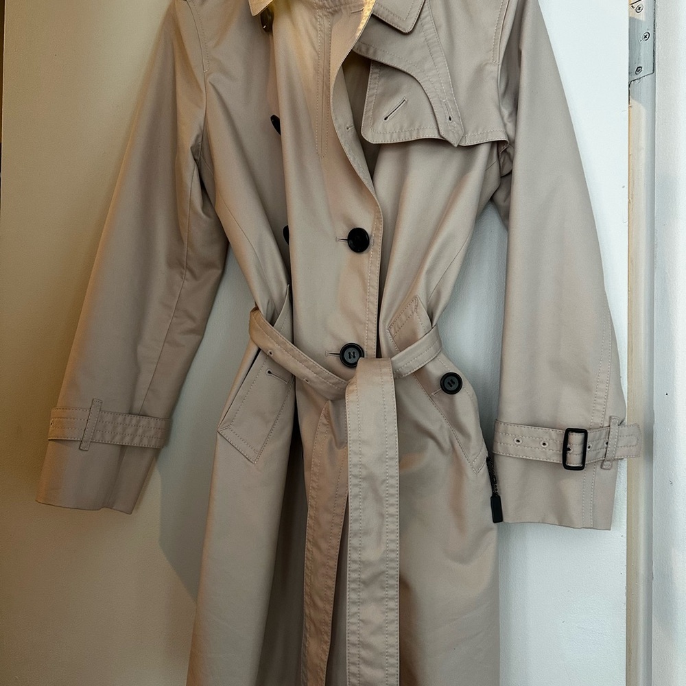 Coach Tan Trench Coat with Belt and Epaulettes